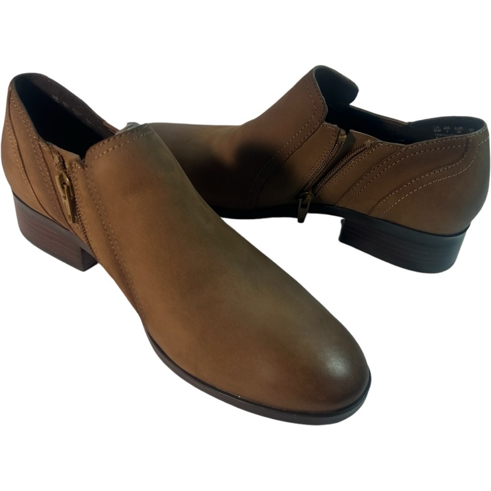 Naturalizer brown ankle booties SZ 8.  Royal warm oat New